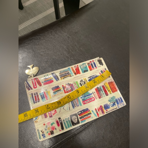 Kate Spade Bella Bookshelf Pencil Case Wallet Clutch Cosmetic Travel - Picture 5 of 5